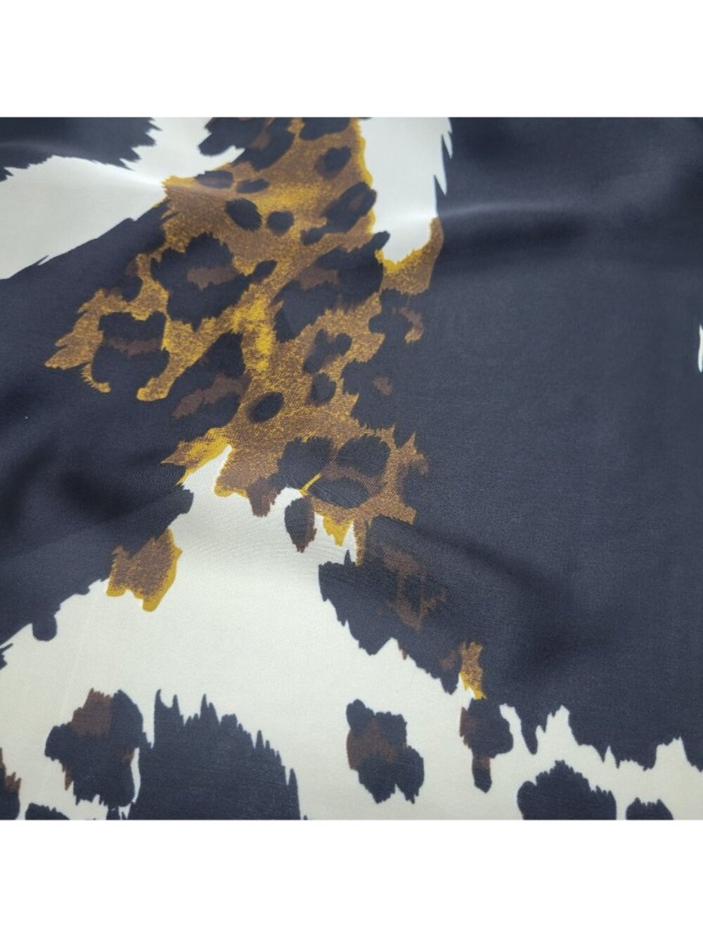 ✨Elegant Bandana Square Silky Scarf BLACK Brown Animal Print Versatile Shawl New - Picture 4 of 6